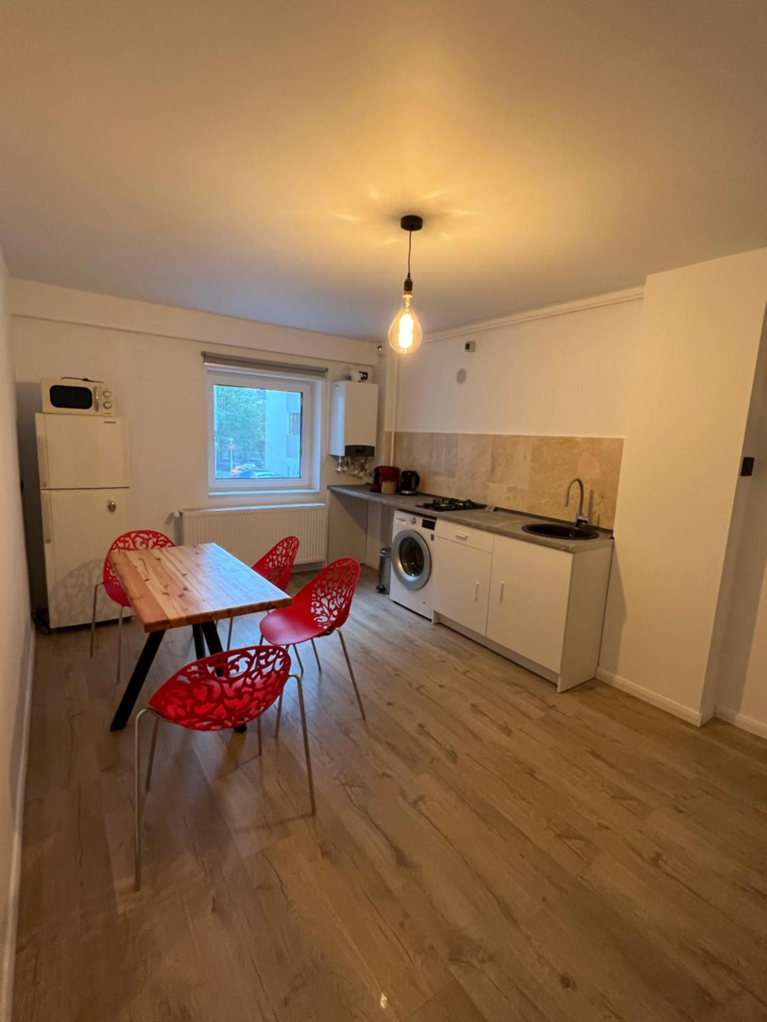Ella Apart Apartment Constanta Bagian luar foto